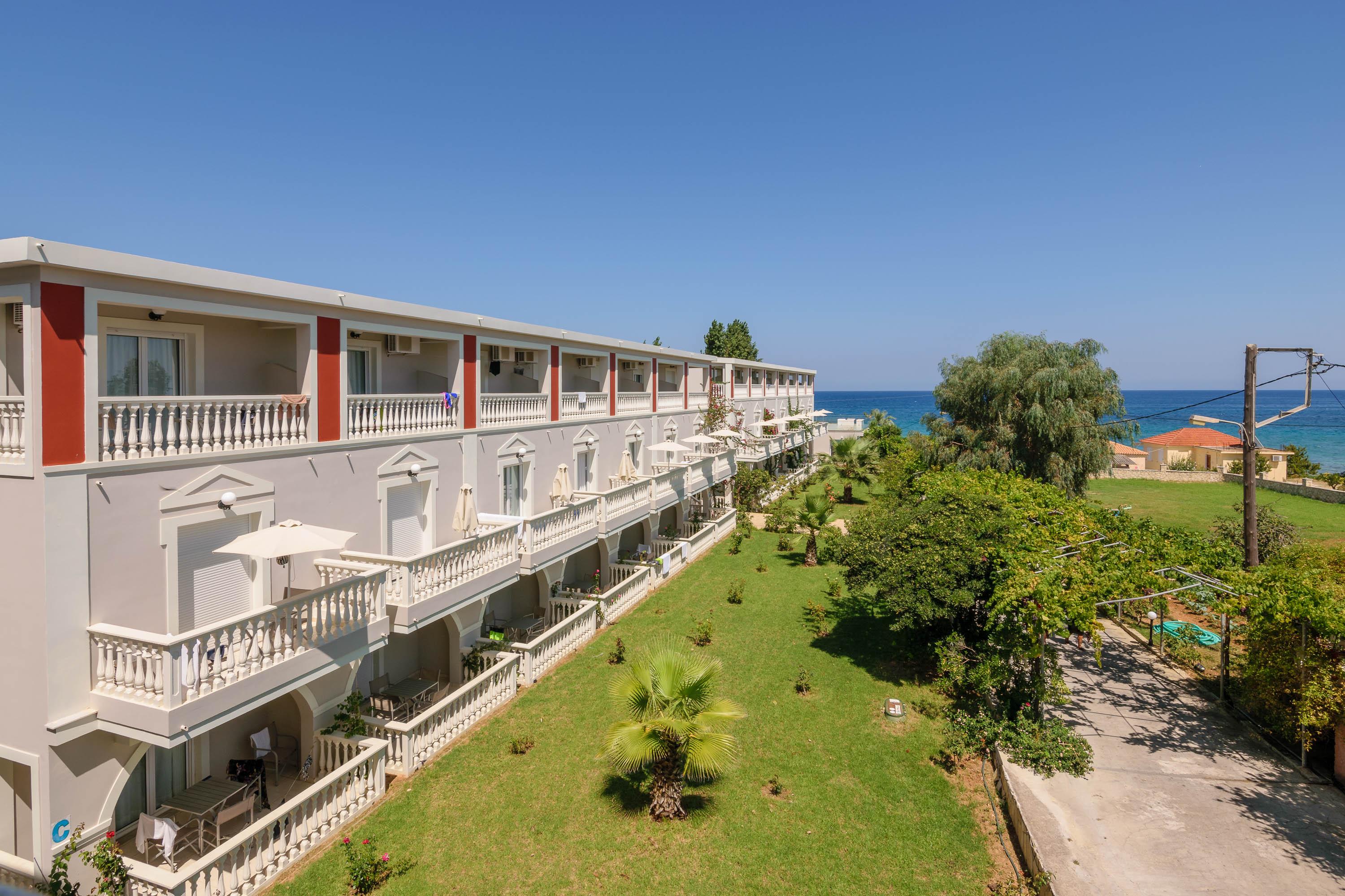 Belussi Beach Hotel & Suites Psarou  Extérieur photo